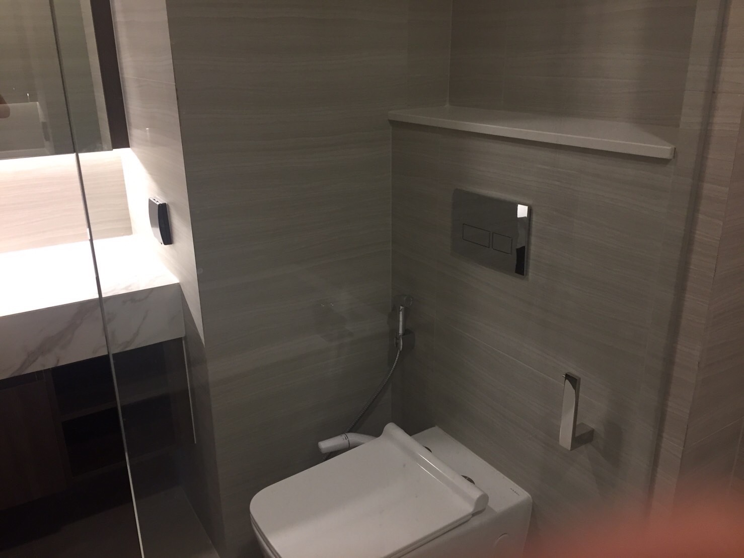 2-Bed Condo with Rooftop Pool at Park Origin Thonglor 11