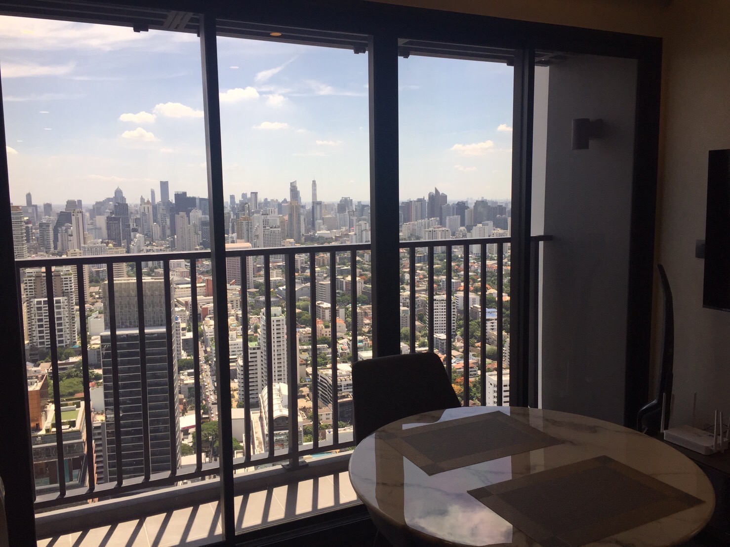 2-Bed Condo with Rooftop Pool at Park Origin Thonglor 5