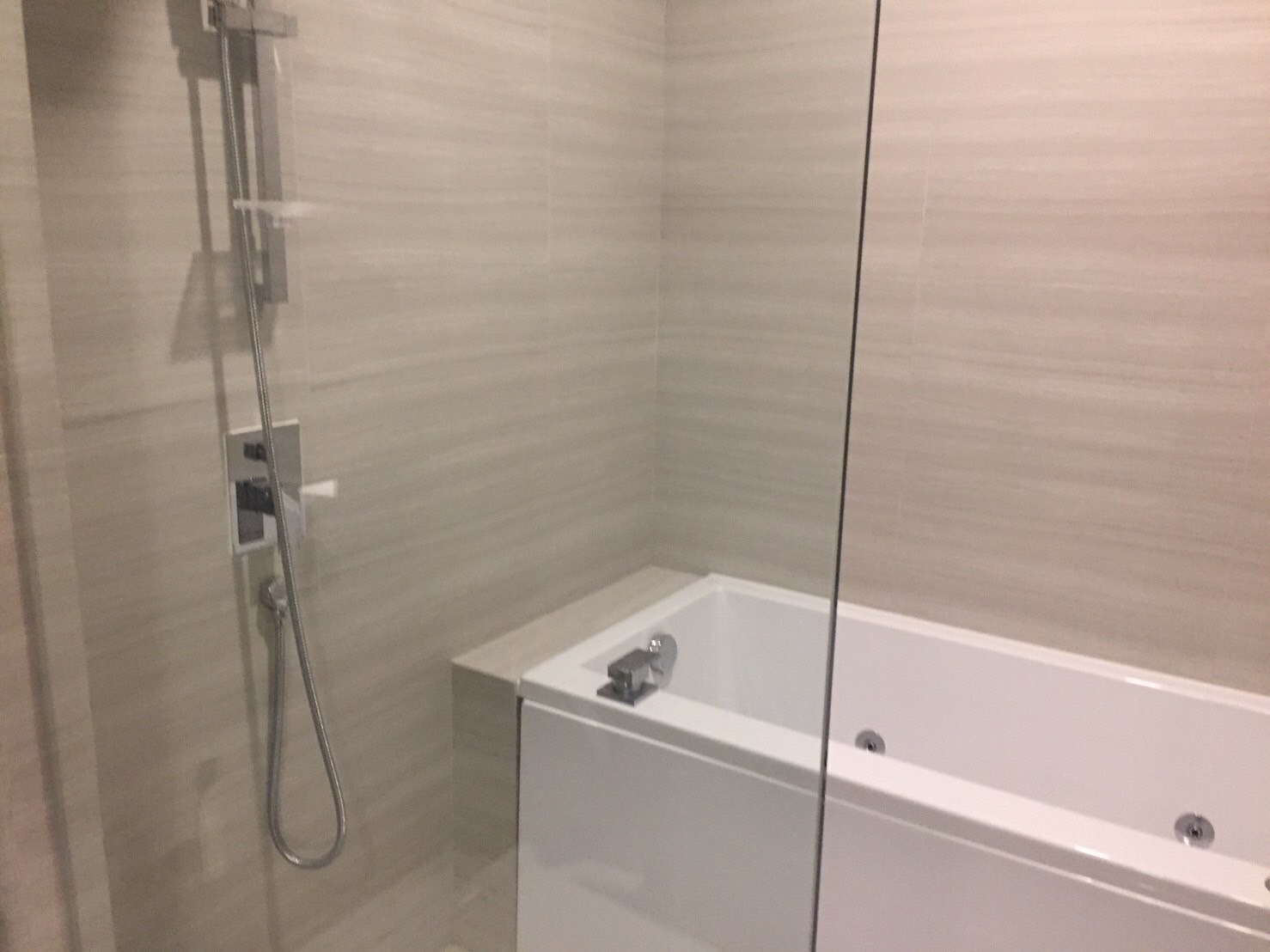 2-Bed Condo with Rooftop Pool at Park Origin Thonglor 9