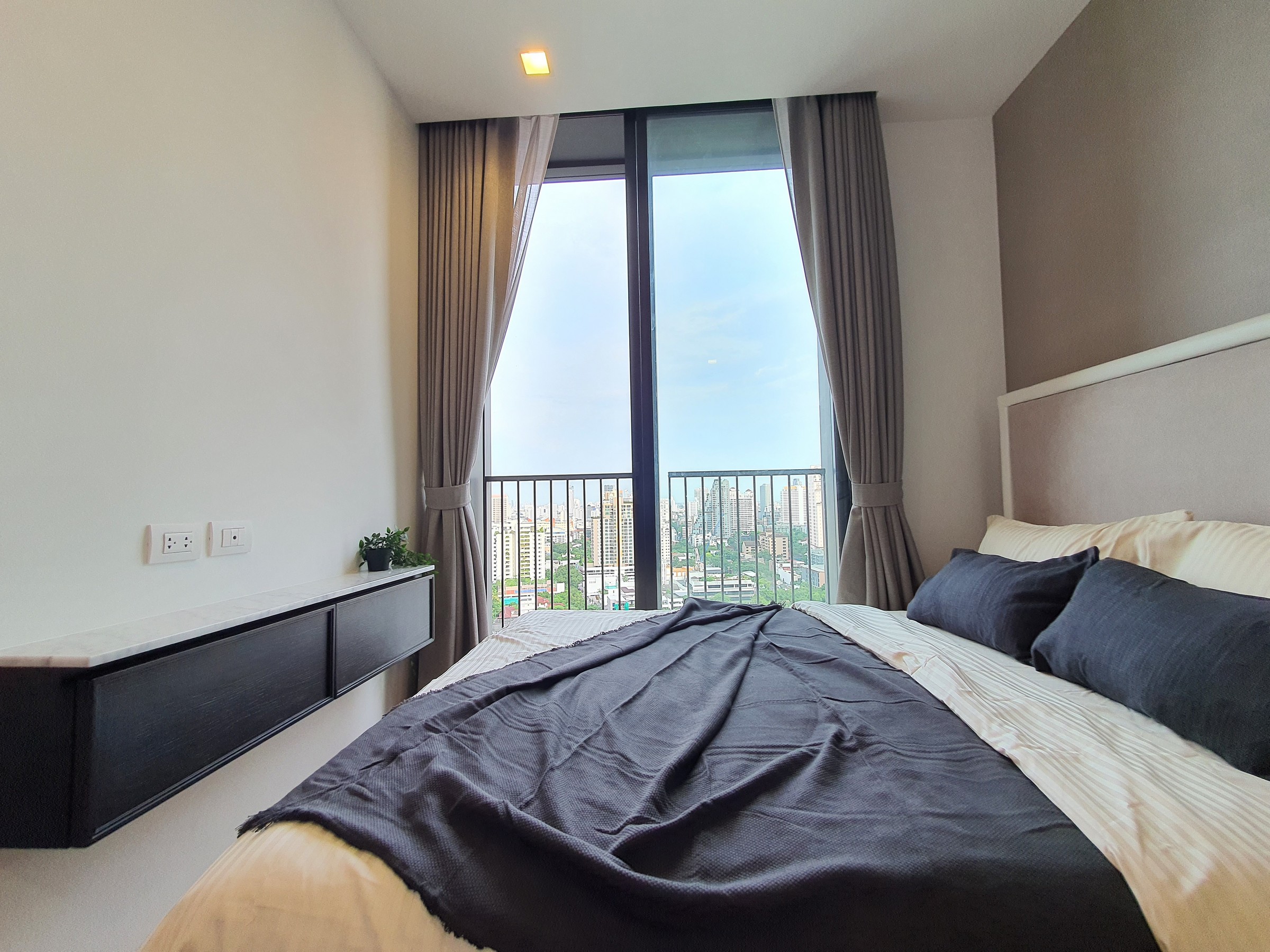 2-Bed Condo near BTS/MRT at Noble BE 33 13