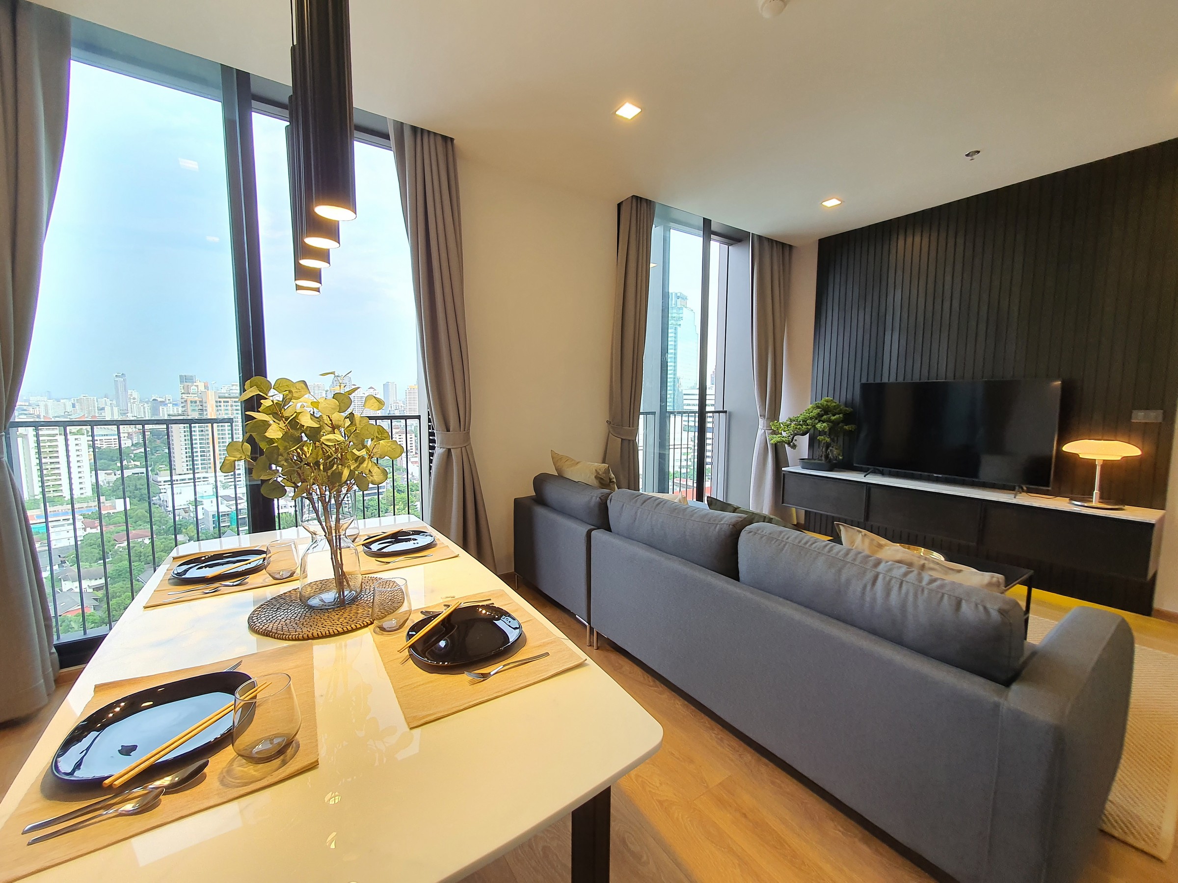 2-Bed Condo near BTS/MRT at Noble BE 33 4