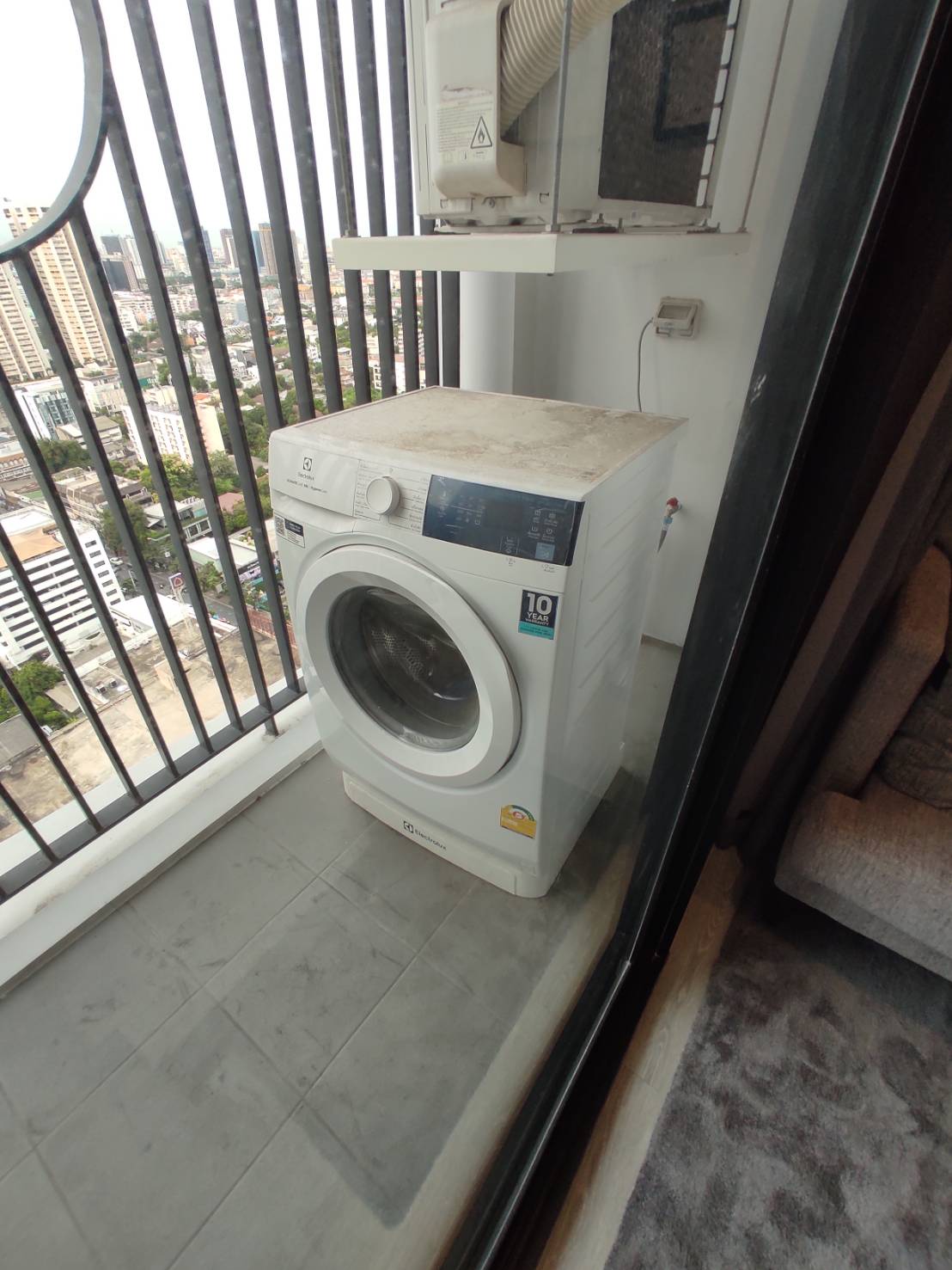 1-Bed Condo with Rooftop Pool at XT Ekkamai 8