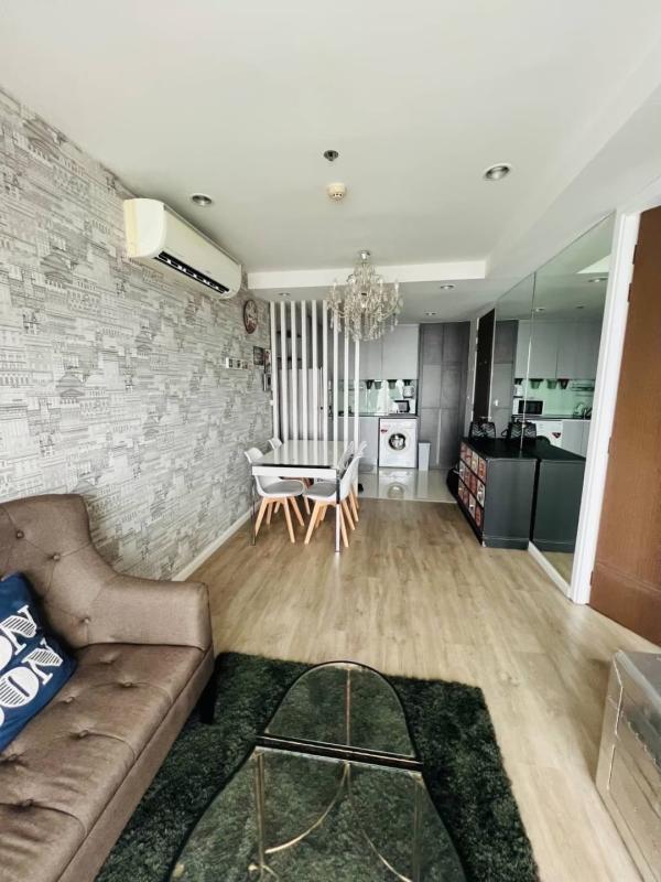 1-Bed Condo near BTS/MRT at 15 Sukhumvit Residences 2