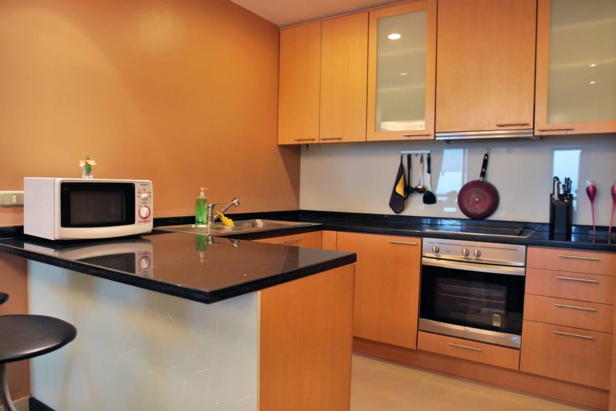 2-Bed Condo near BTS/MRT at Sky Villas Sathorn 5