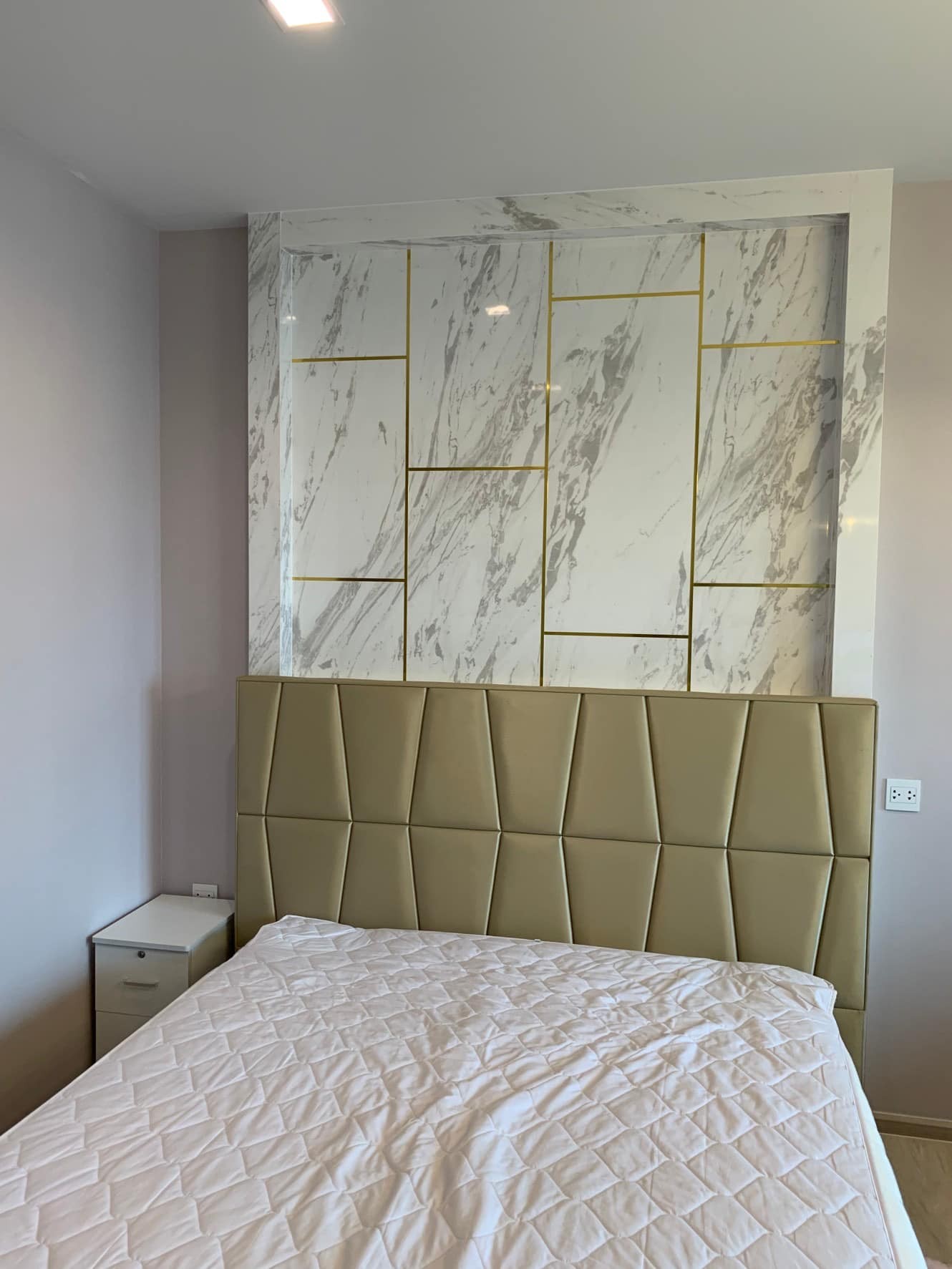 Condo Studio near BTS/MRT at Life One Wireless 6