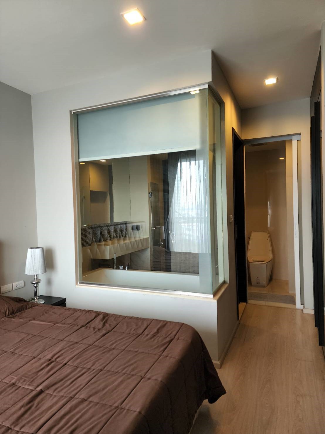 1-Bed Condo near BTS/MRT at Rhythm Sukhumvit 44/1 5