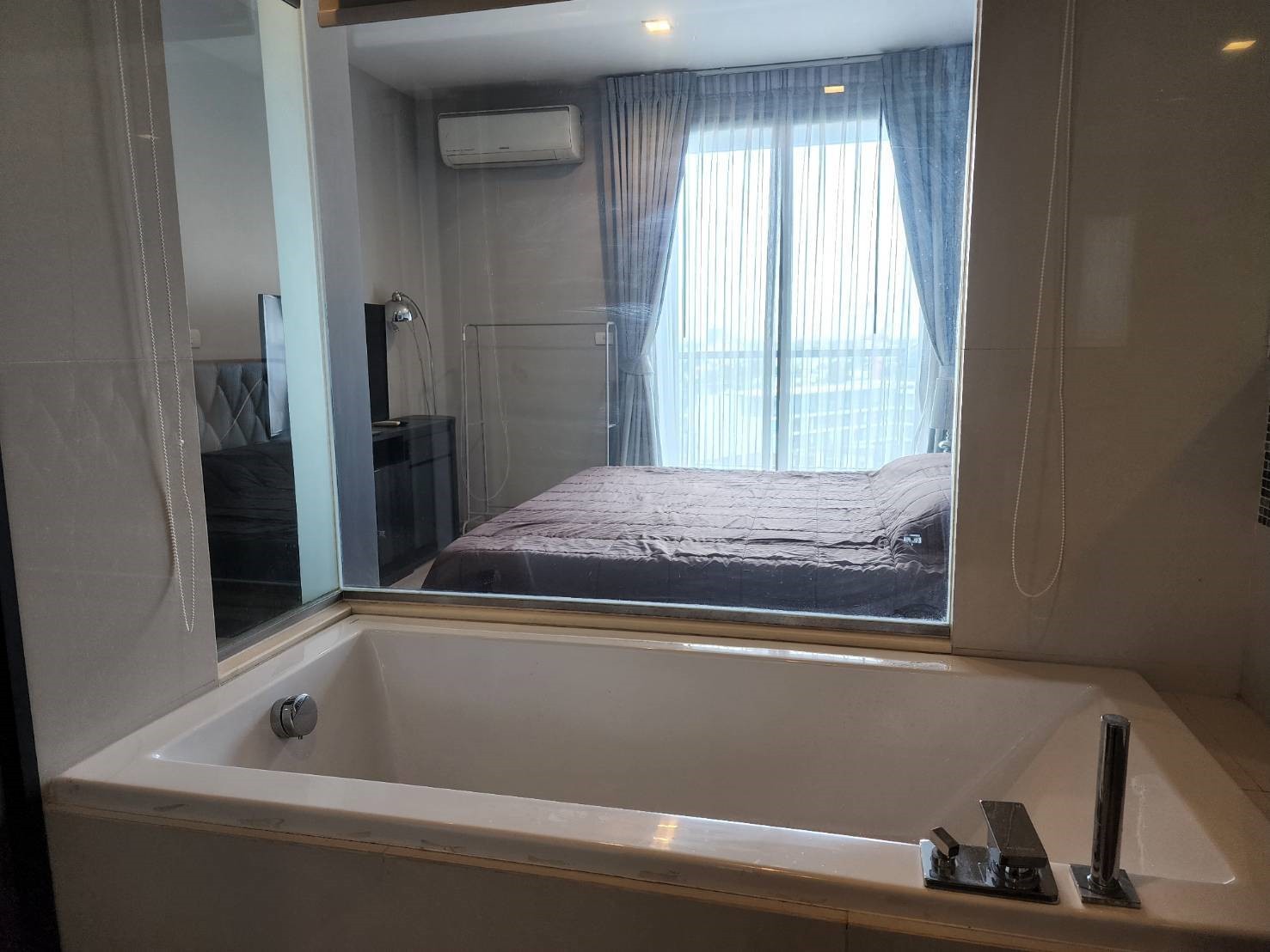 1-Bed Condo near BTS/MRT at Rhythm Sukhumvit 44/1 6