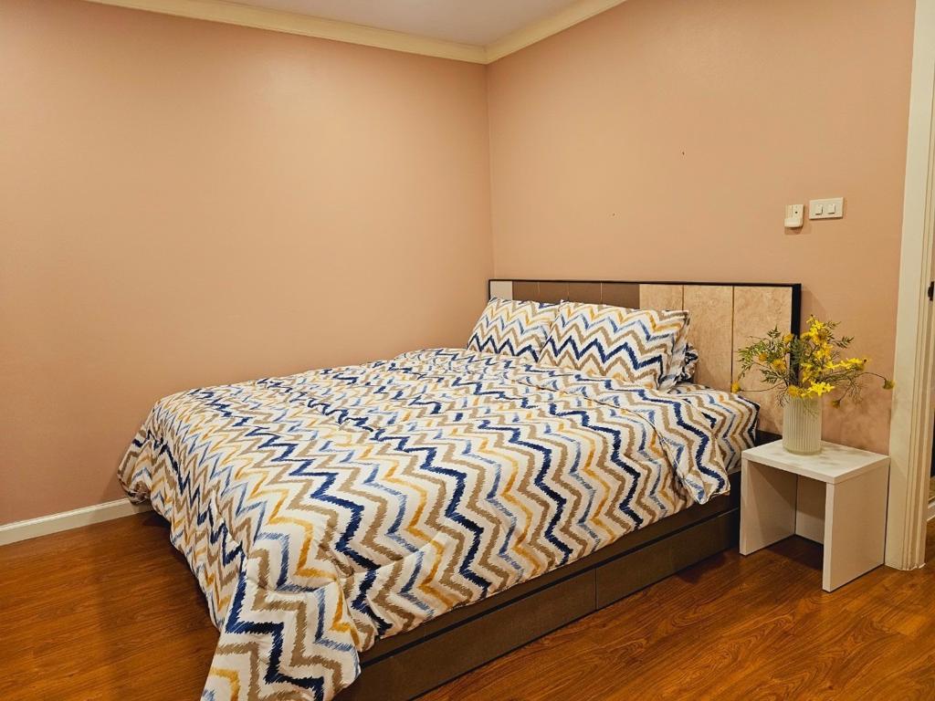 2-Bed Condo near BTS/MRT at Lumpini Suite Sukhumvit 41 12