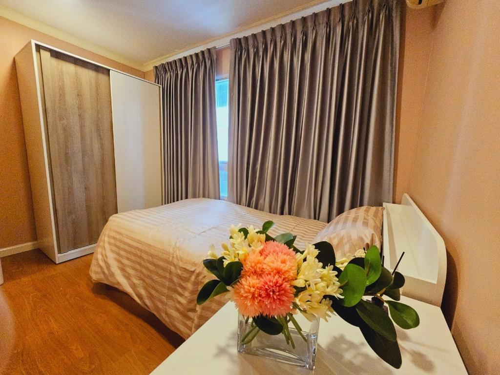 2-Bed Condo near BTS/MRT at Lumpini Suite Sukhumvit 41 13