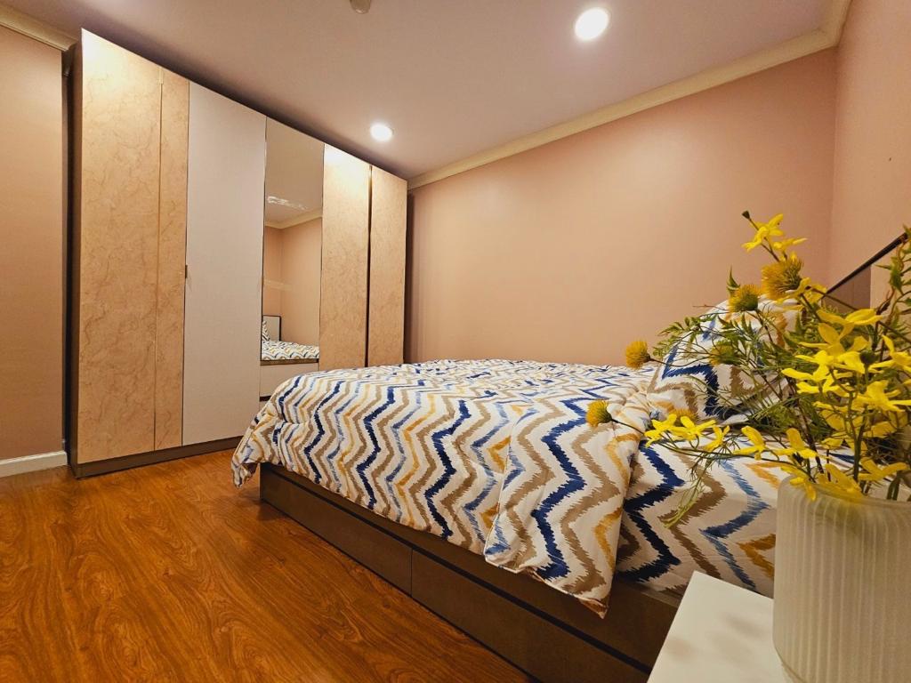 2-Bed Condo near BTS/MRT at Lumpini Suite Sukhumvit 41 10