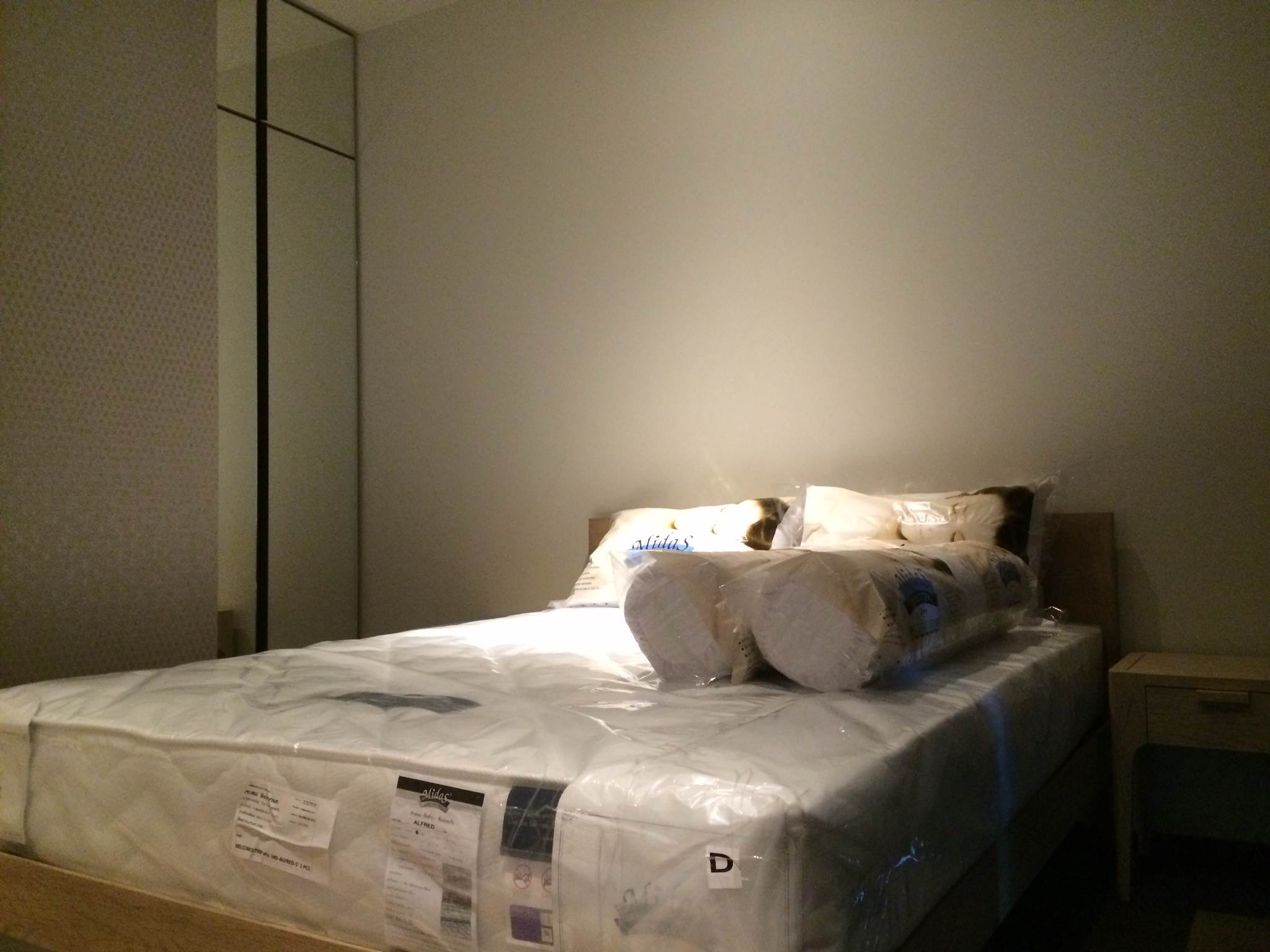 2-Bed Condo near BTS/MRT at Park Origin Phromphong 5