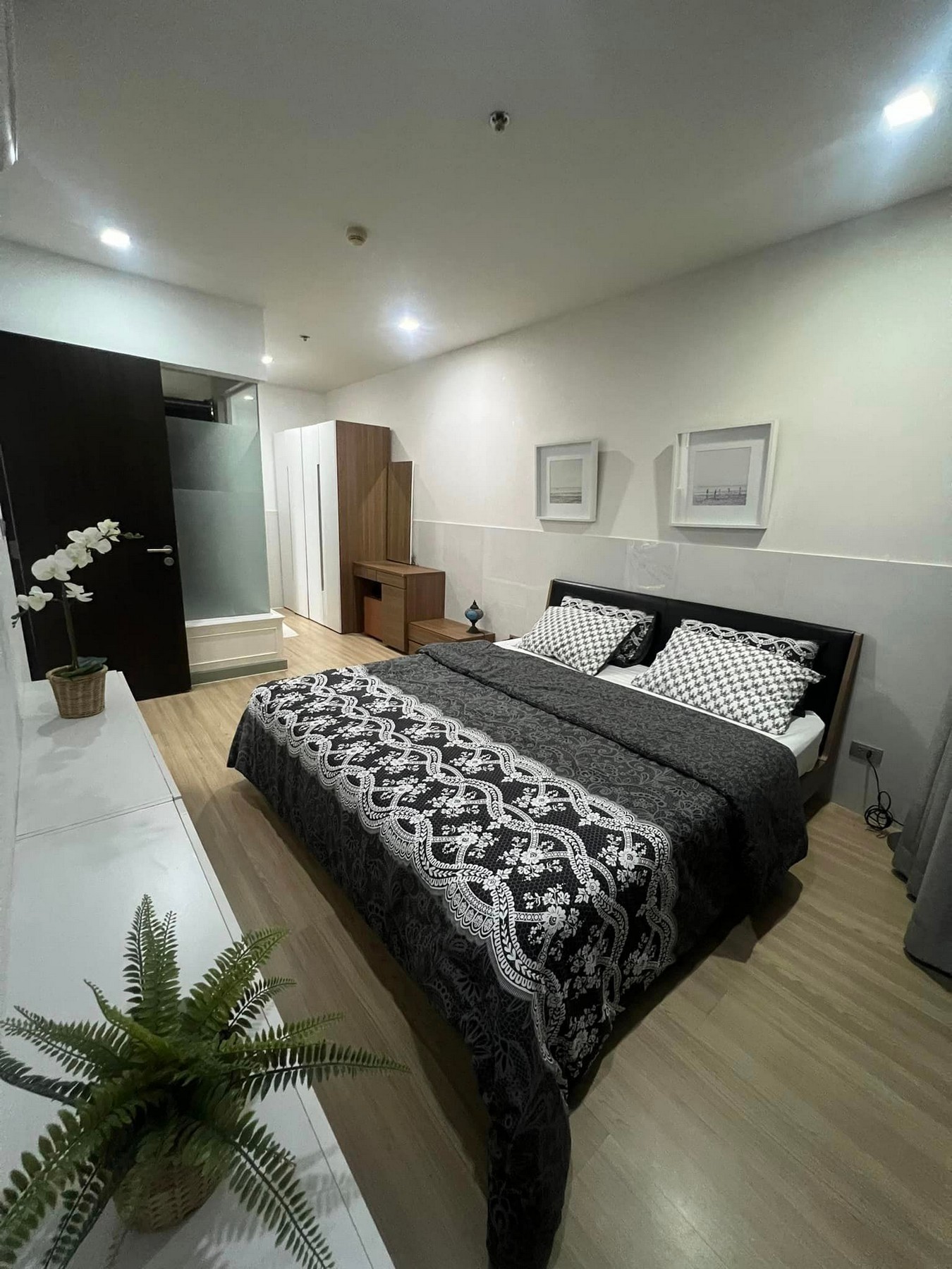 1-Bed Condo on High Floor at Sky Walk Condominium 5