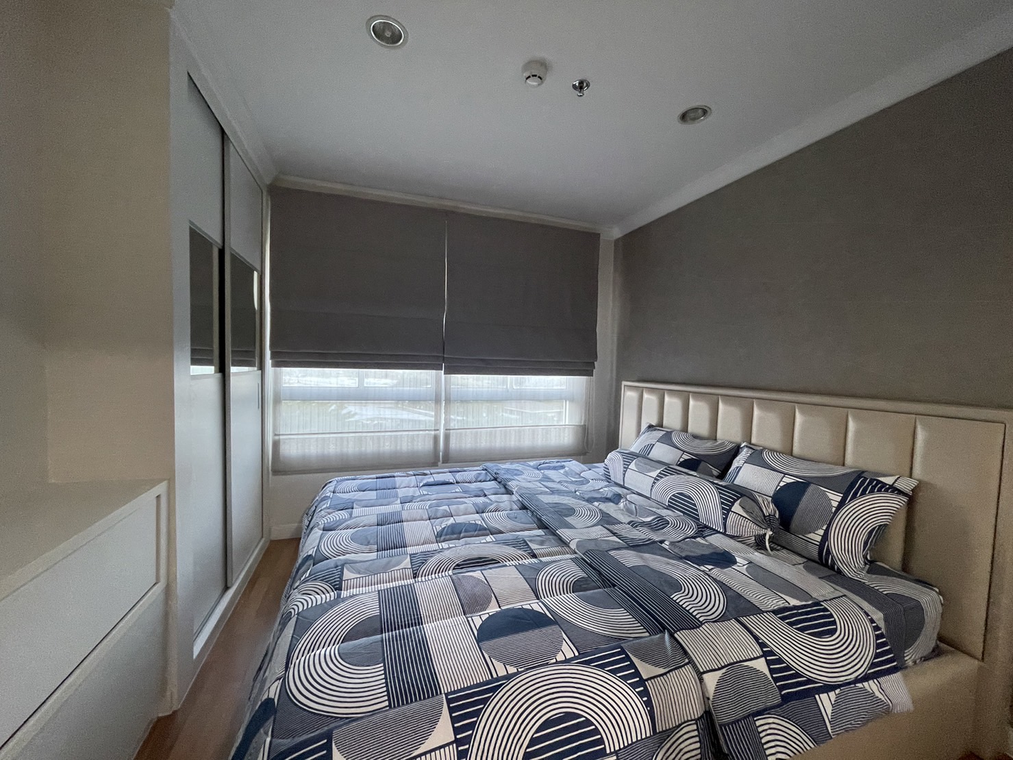 1-Bed Condo near BTS/MRT at Lumpini Place Rama IX - Ratchada 6