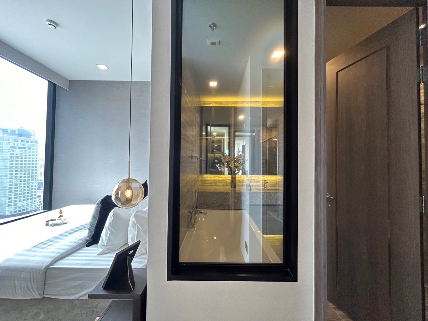 2-Bed Condo near the Park at Celes Asoke 12