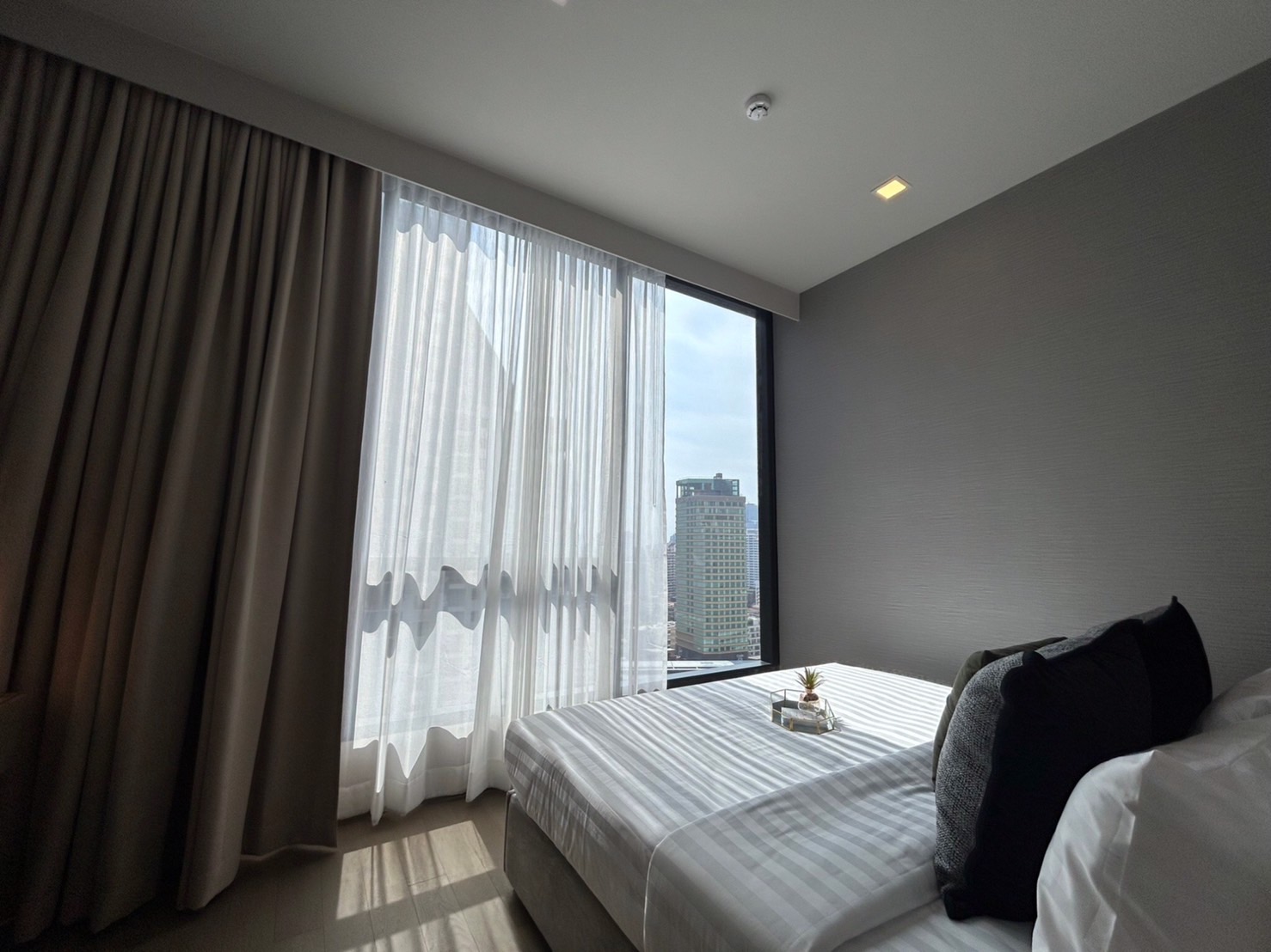 2-Bed Condo near the Park at Celes Asoke 14