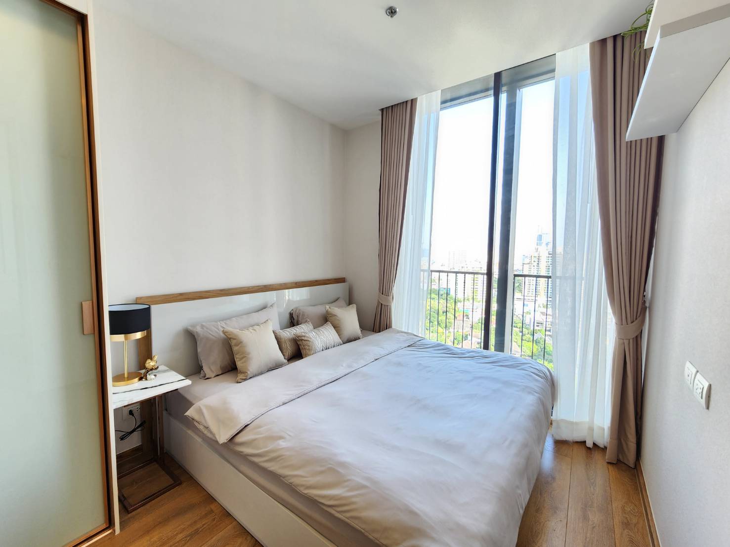 3-Bed Condo near BTS/MRT at Noble BE 33 7