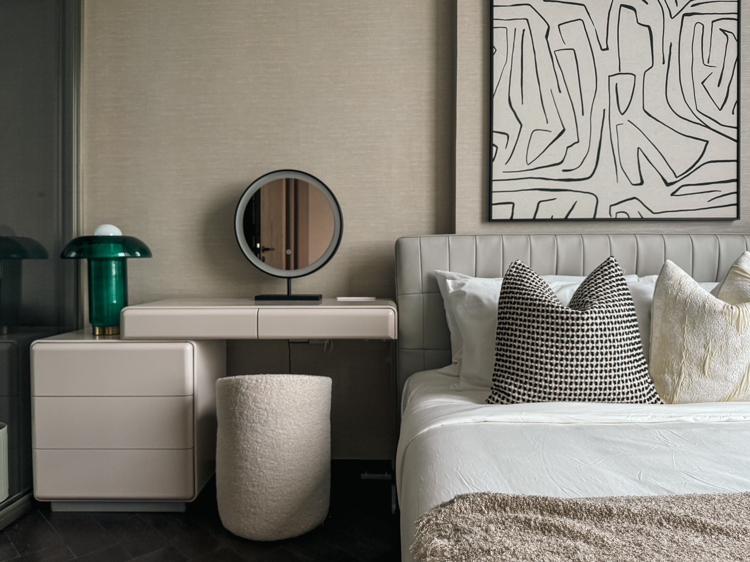 1-Bed Condo near BTS/MRT at the Esse Sukhumvit 36 10