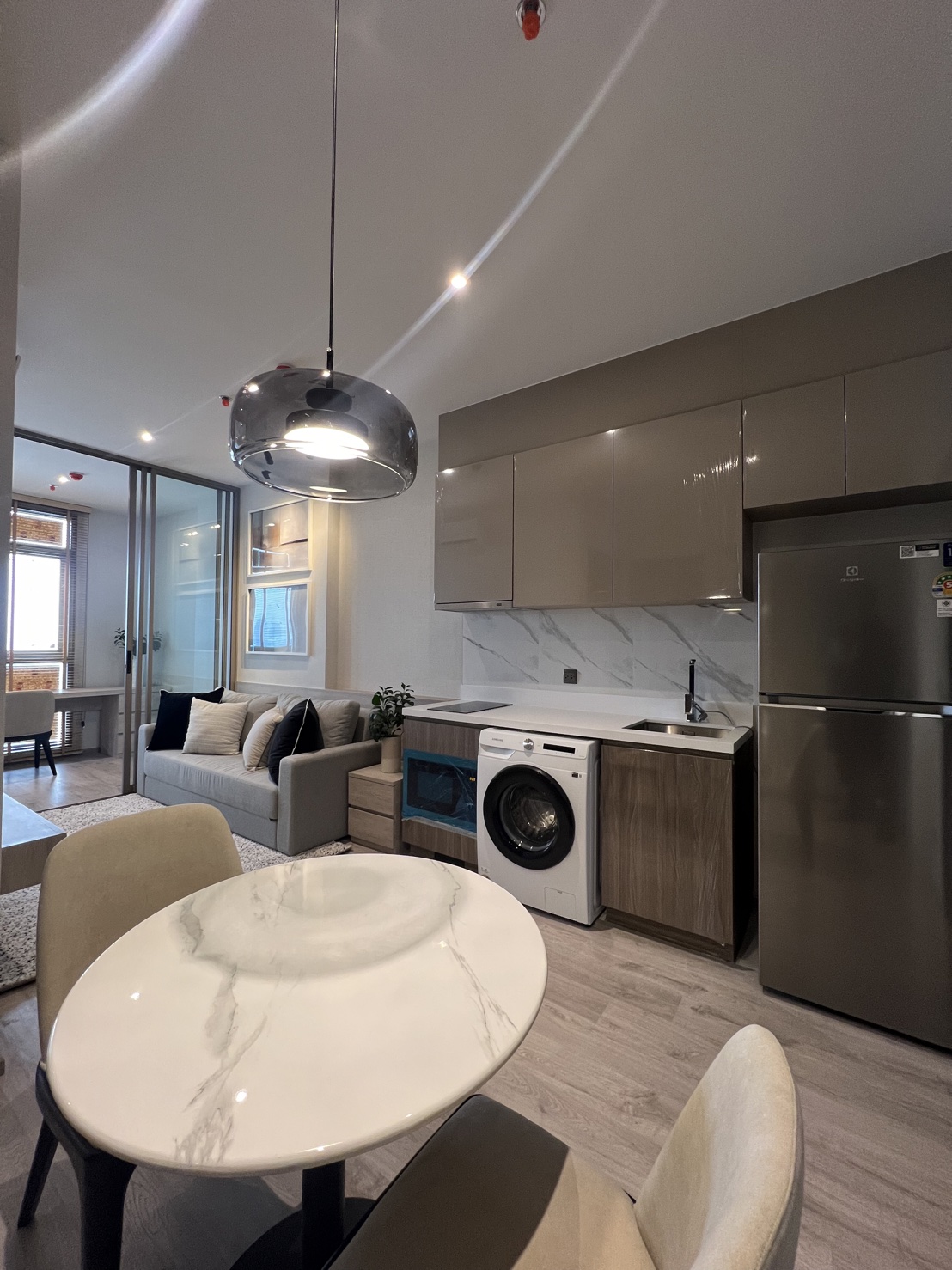 1-Bed Condo near BTS/MRT at Rhythm Ekkamai Estate 5
