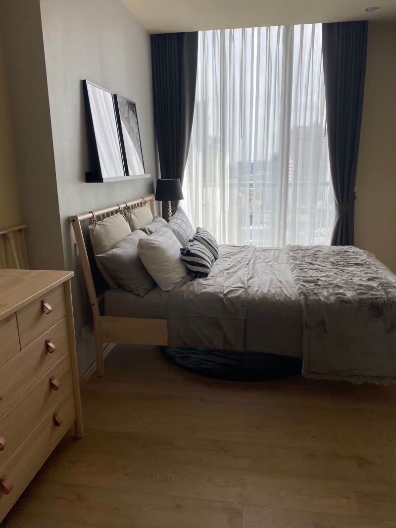 1-Bed Condo near BTS/MRT at Noble Recole 4