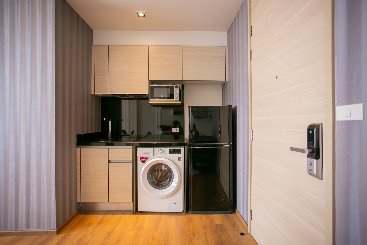 2-Bed Condo near BTS/MRT at Park Origin Phromphong 5