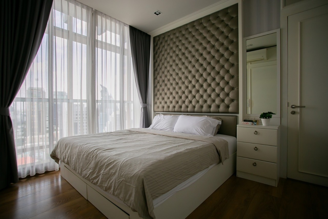 2-Bed Condo near BTS/MRT at Park Origin Phromphong 9