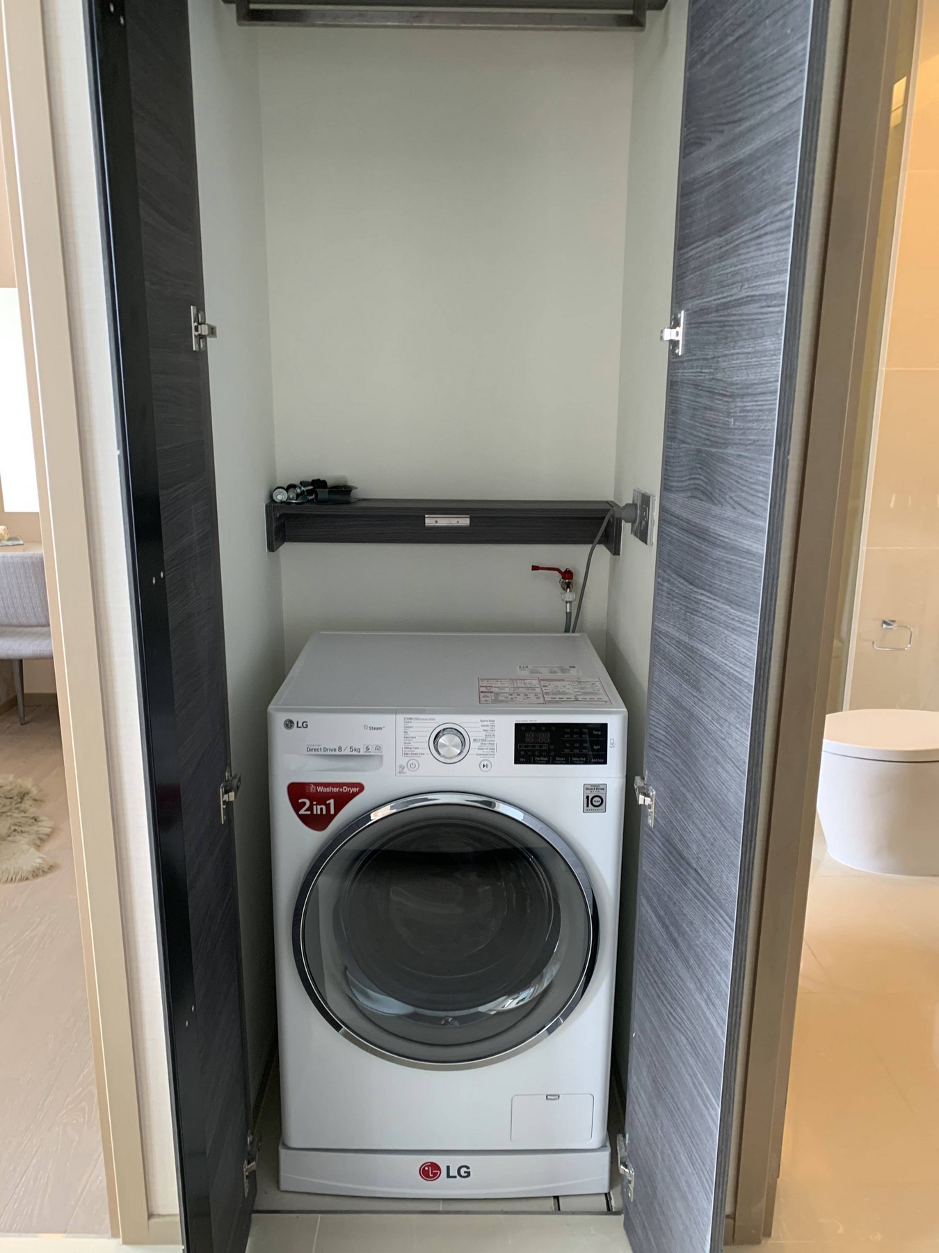 2-Bed Condo near BTS/MRT at the Esse Asoke 11