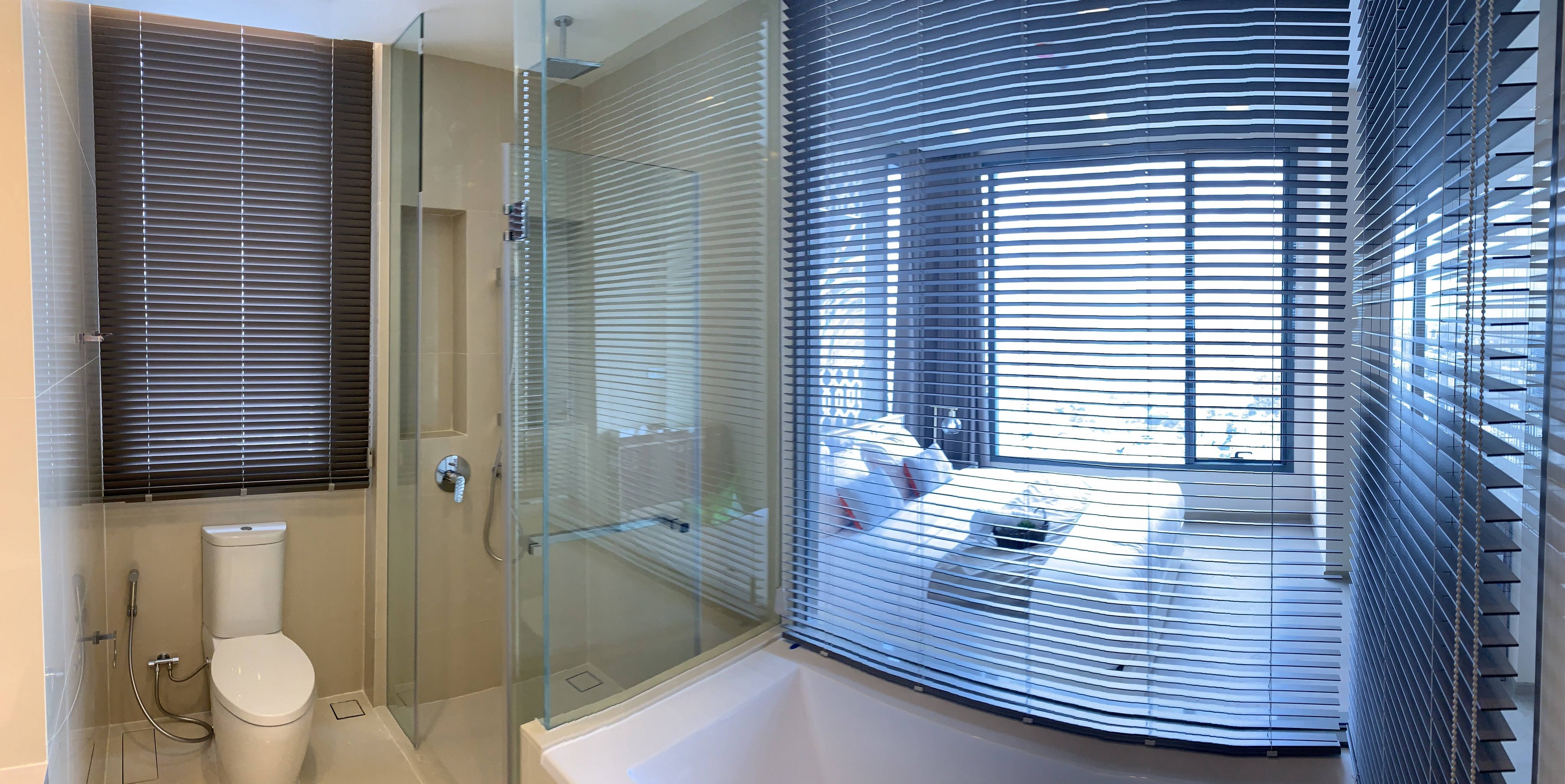 2-Bed Condo near BTS/MRT at the Esse Asoke 6