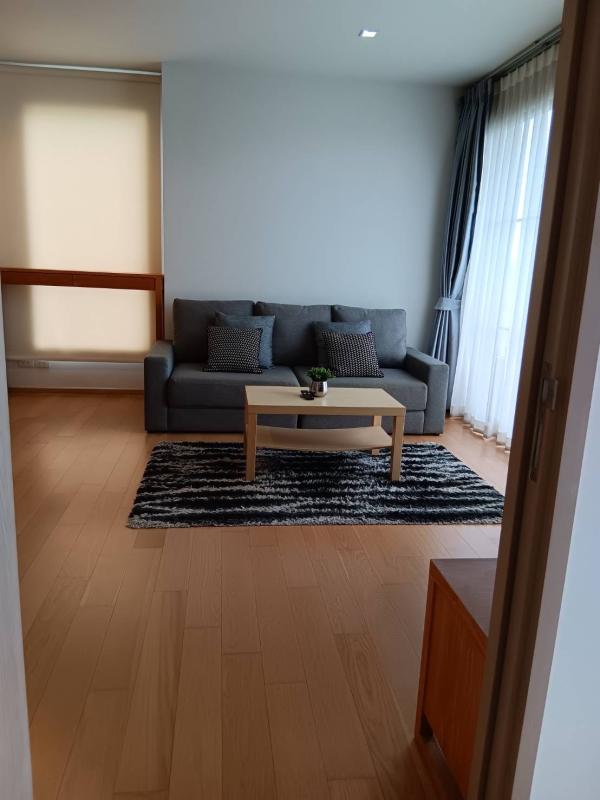 1-Bed Condo near BTS/MRT at HQ by Sansiri 3