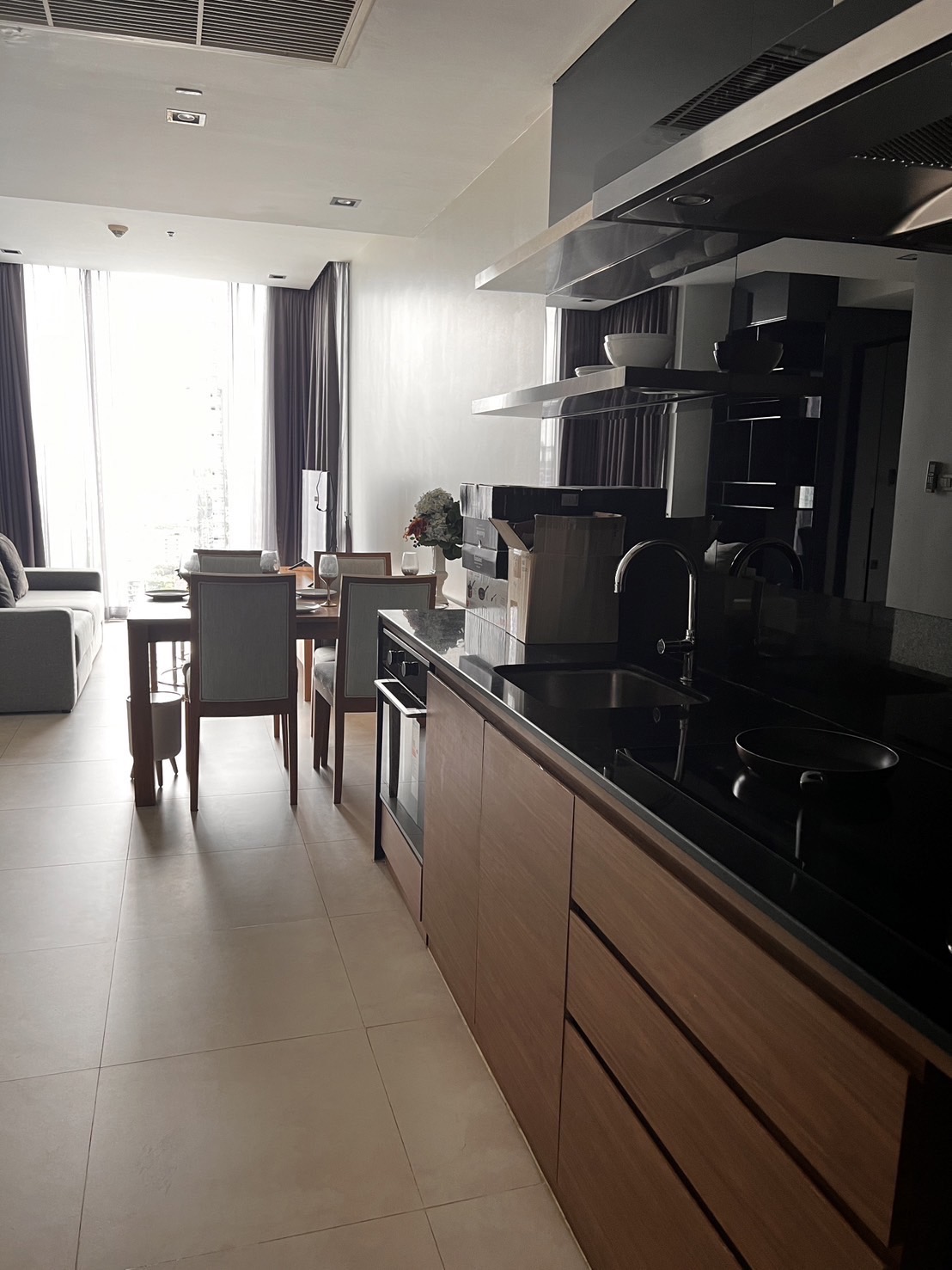 1-Bed Condo on High Floor at Ashton Morph 38 3