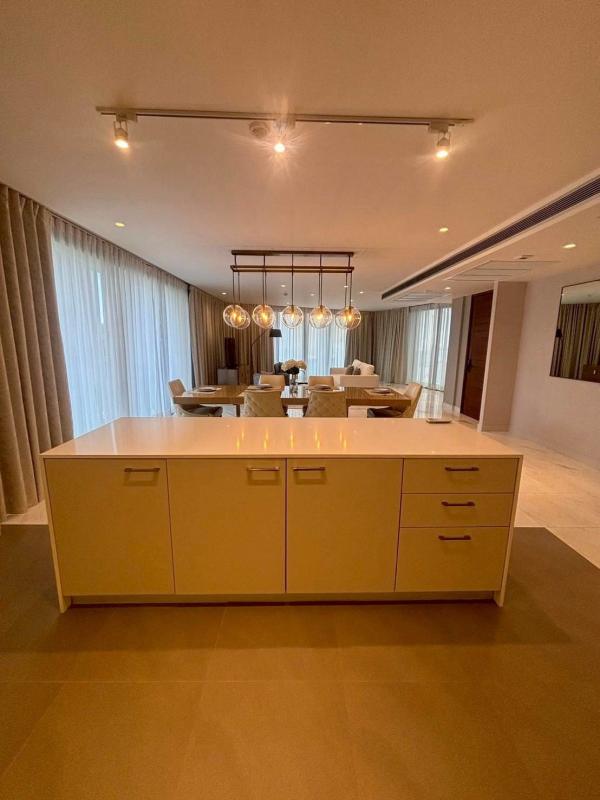 3-Bed Condo with Rooftop Pool at La Citta Delre Thonglor 16 2