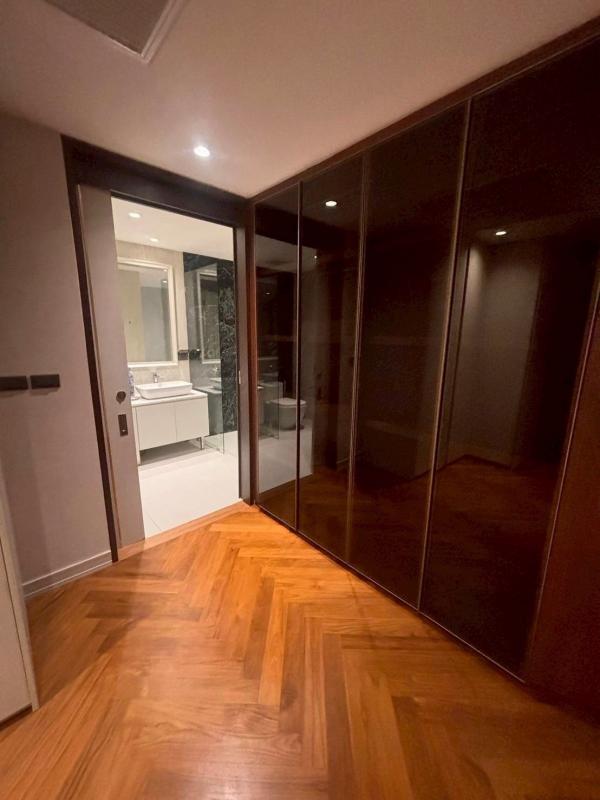 3-Bed Condo with Rooftop Pool at La Citta Delre Thonglor 16 11