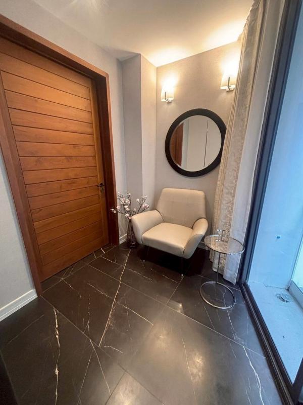 3-Bed Condo with Rooftop Pool at La Citta Delre Thonglor 16 12