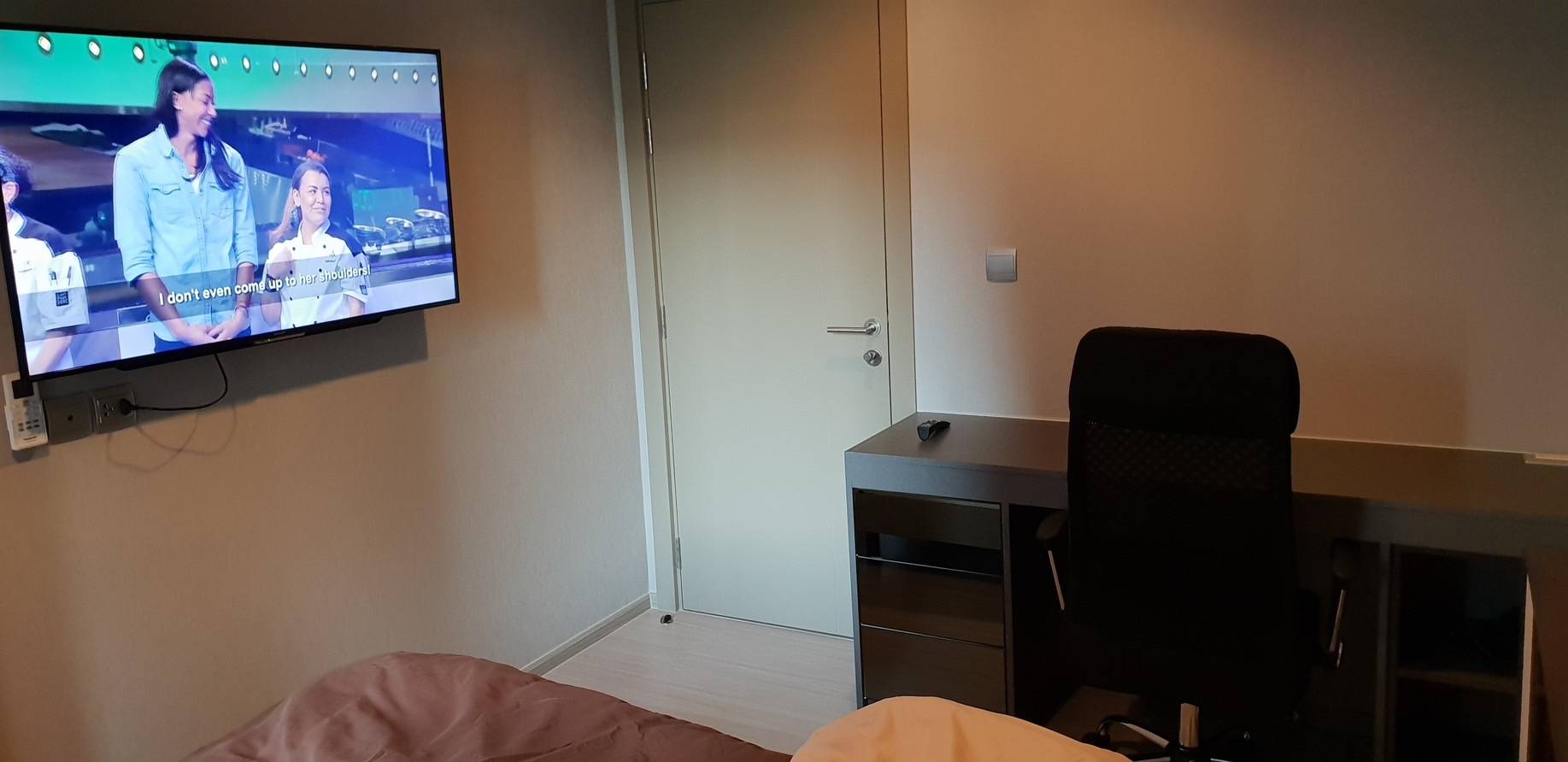 1-Bed Condo near BTS/MRT at LIFE Asoke - Rama 9 7