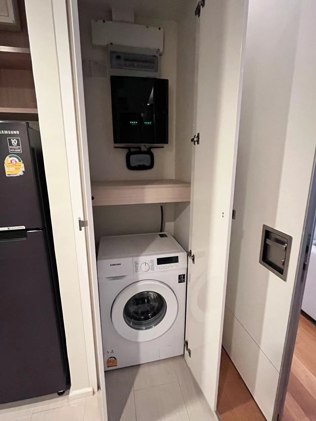 1-Bed Condo at Circle Living Prototype 8