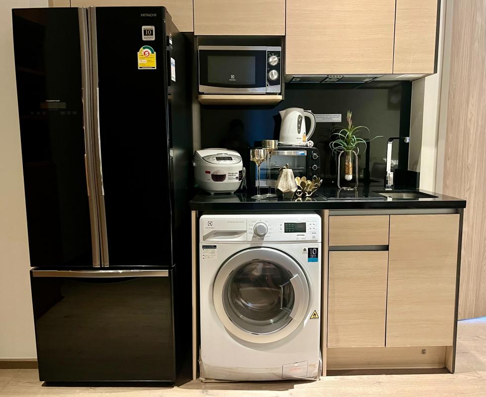 1-Bed Condo near BTS/MRT at Park Origin Phromphong 3